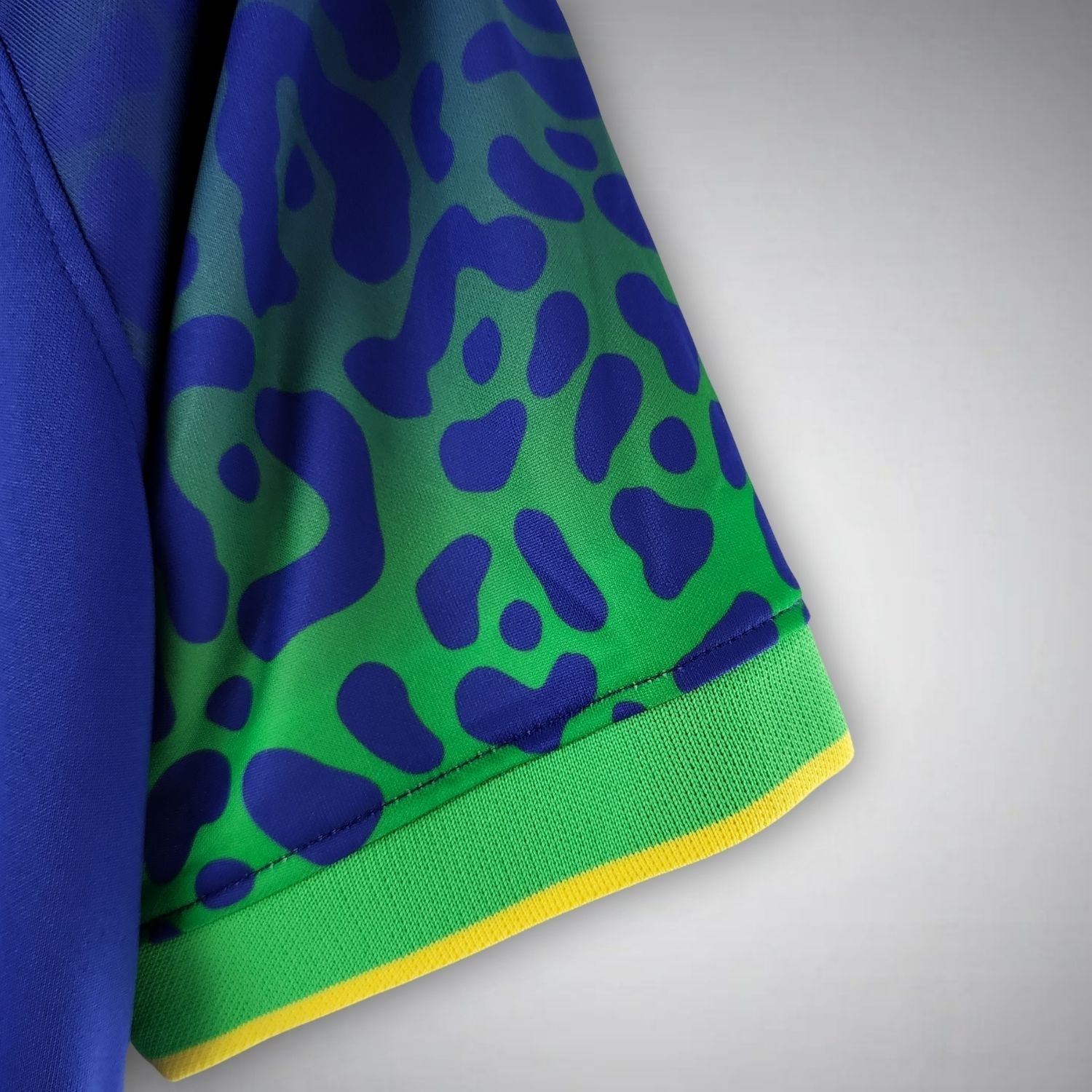2022 brazil retro shirt away