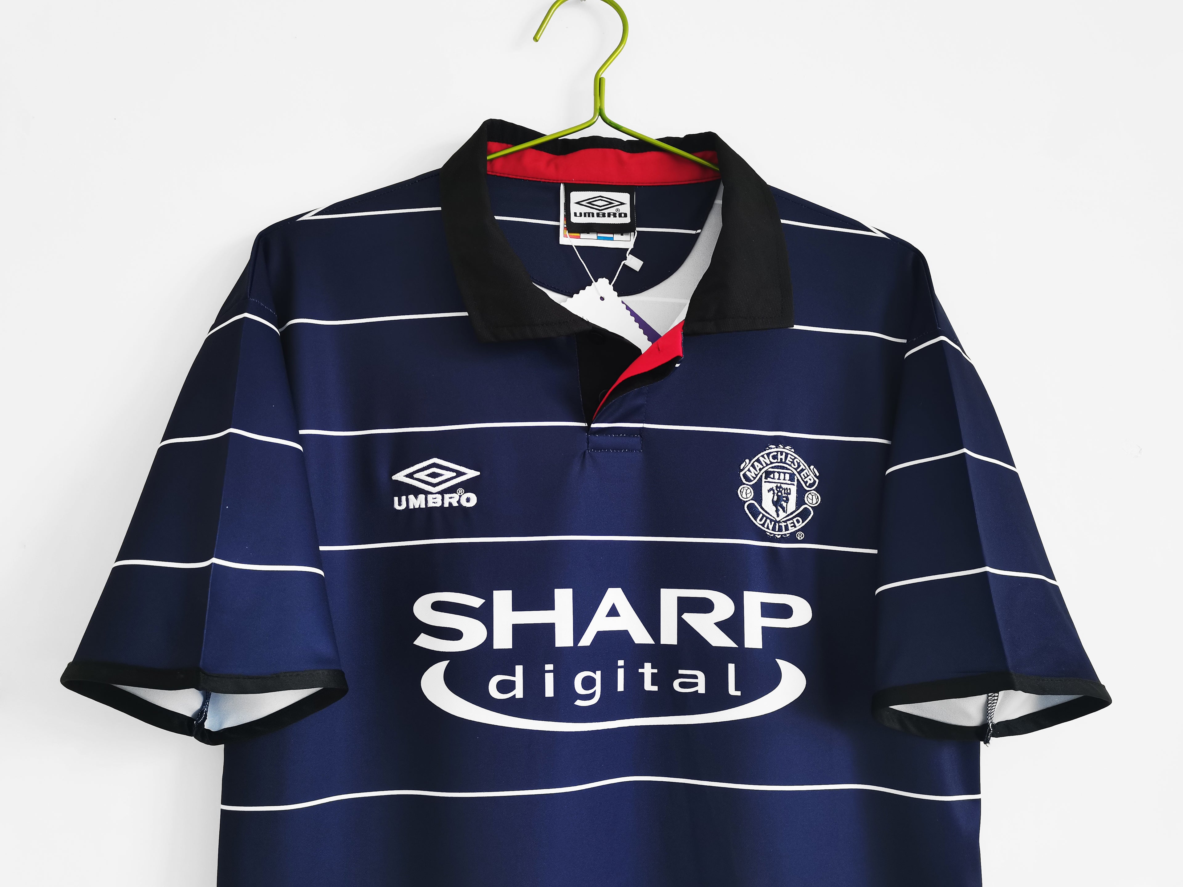 1999/2000 Manchester United Away Retro Shirt