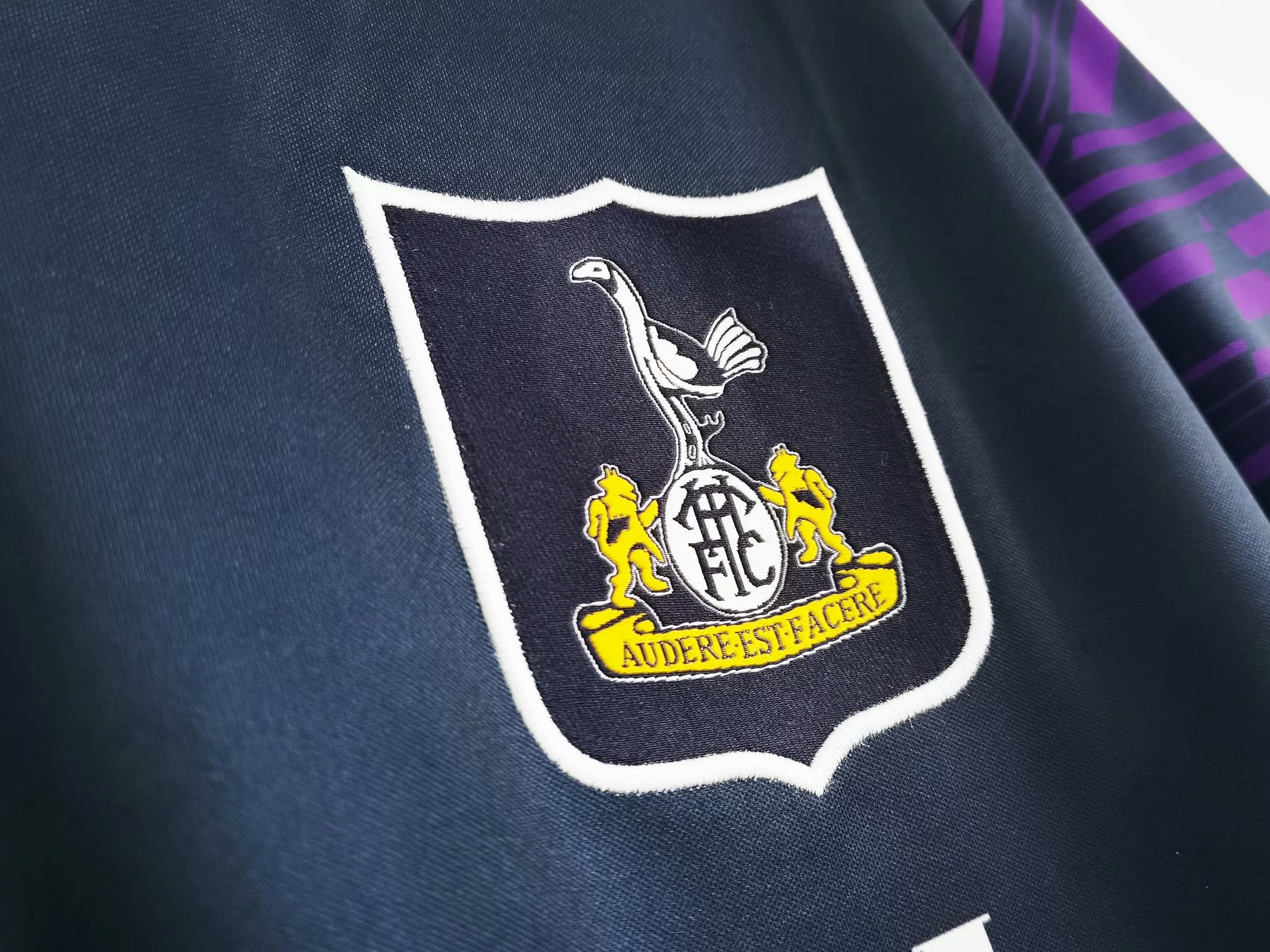 1994/1995 Tottenham Away Retro Shirt