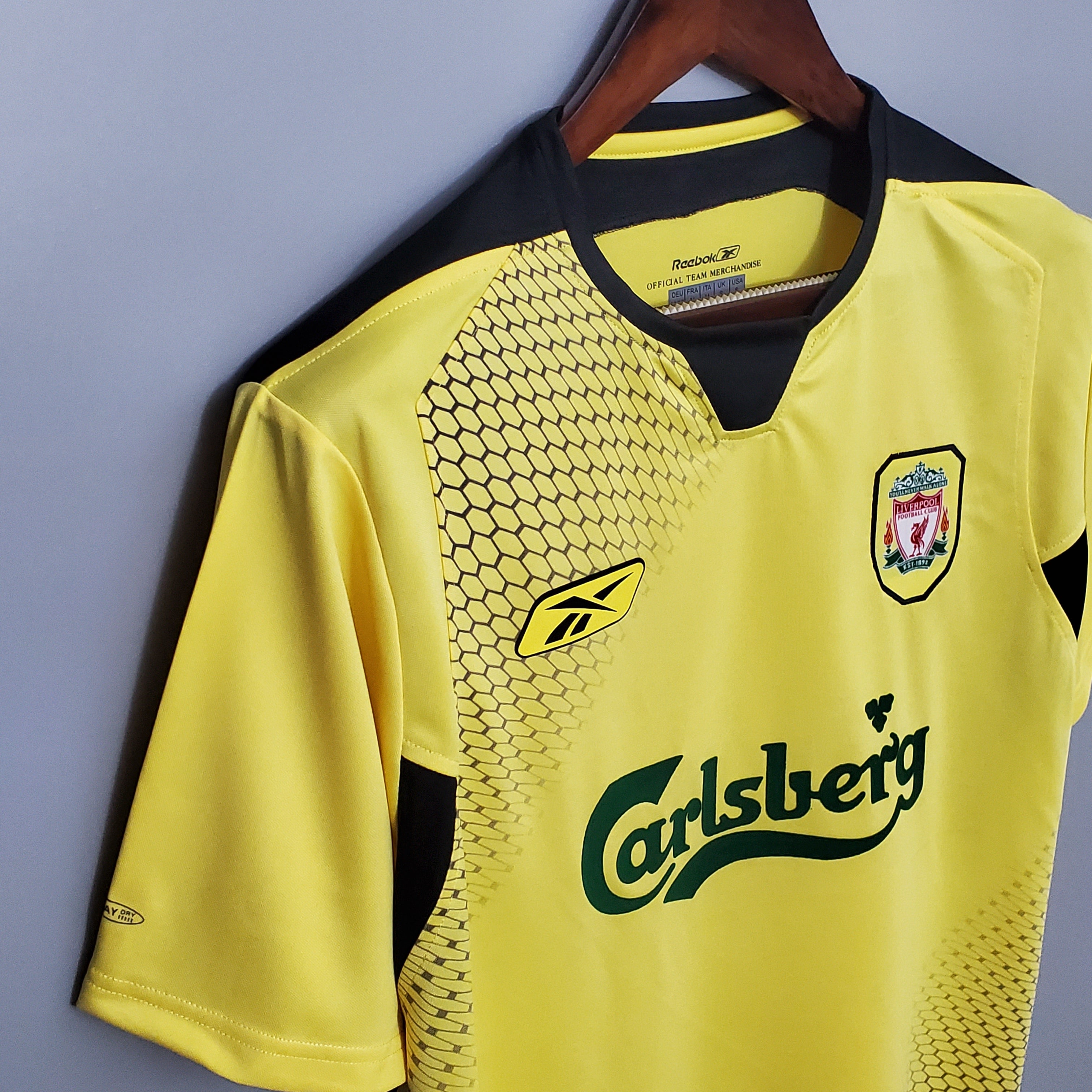2004/2005 Liverpool Away Retro Shirt