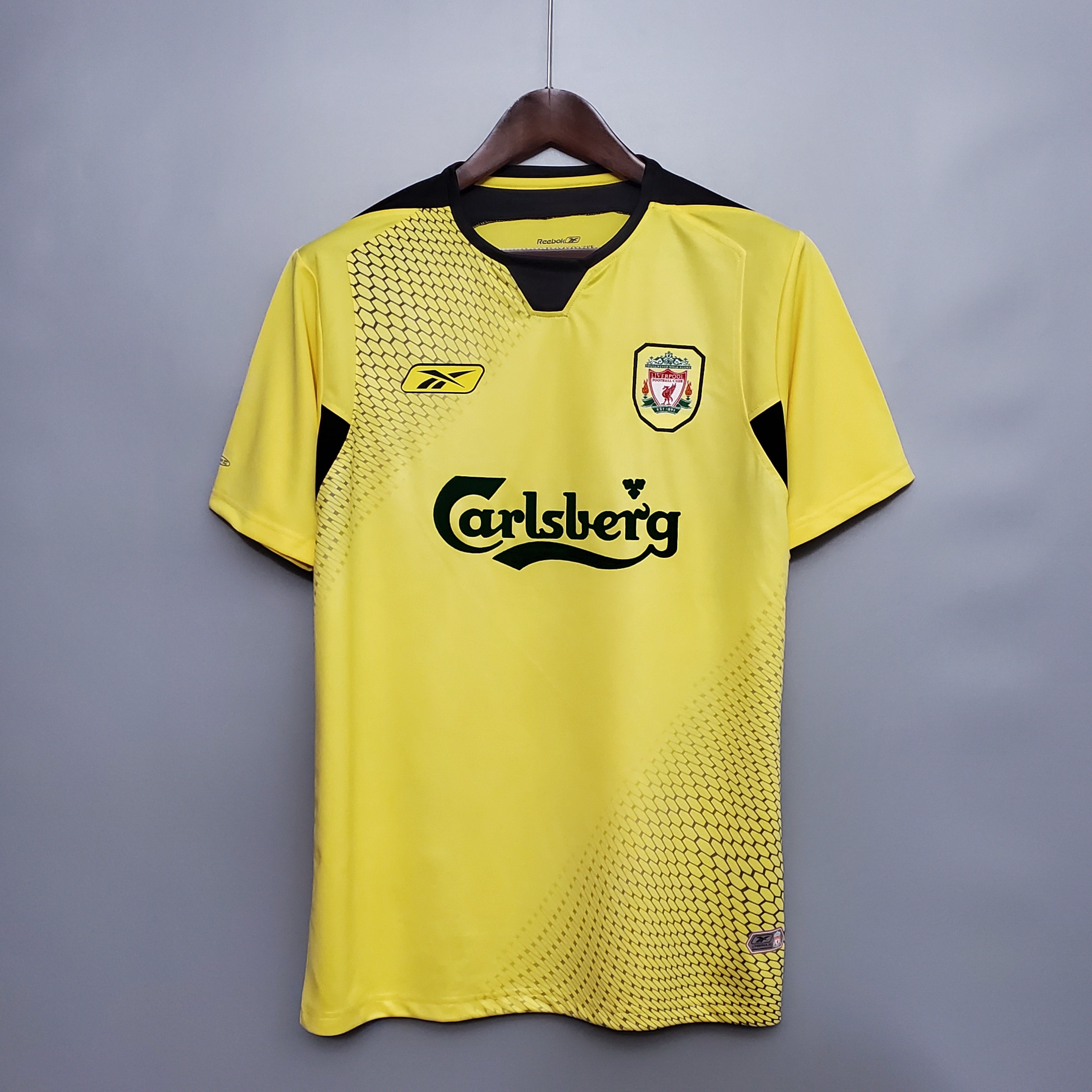 2004/2005 Liverpool Away Retro Shirt
