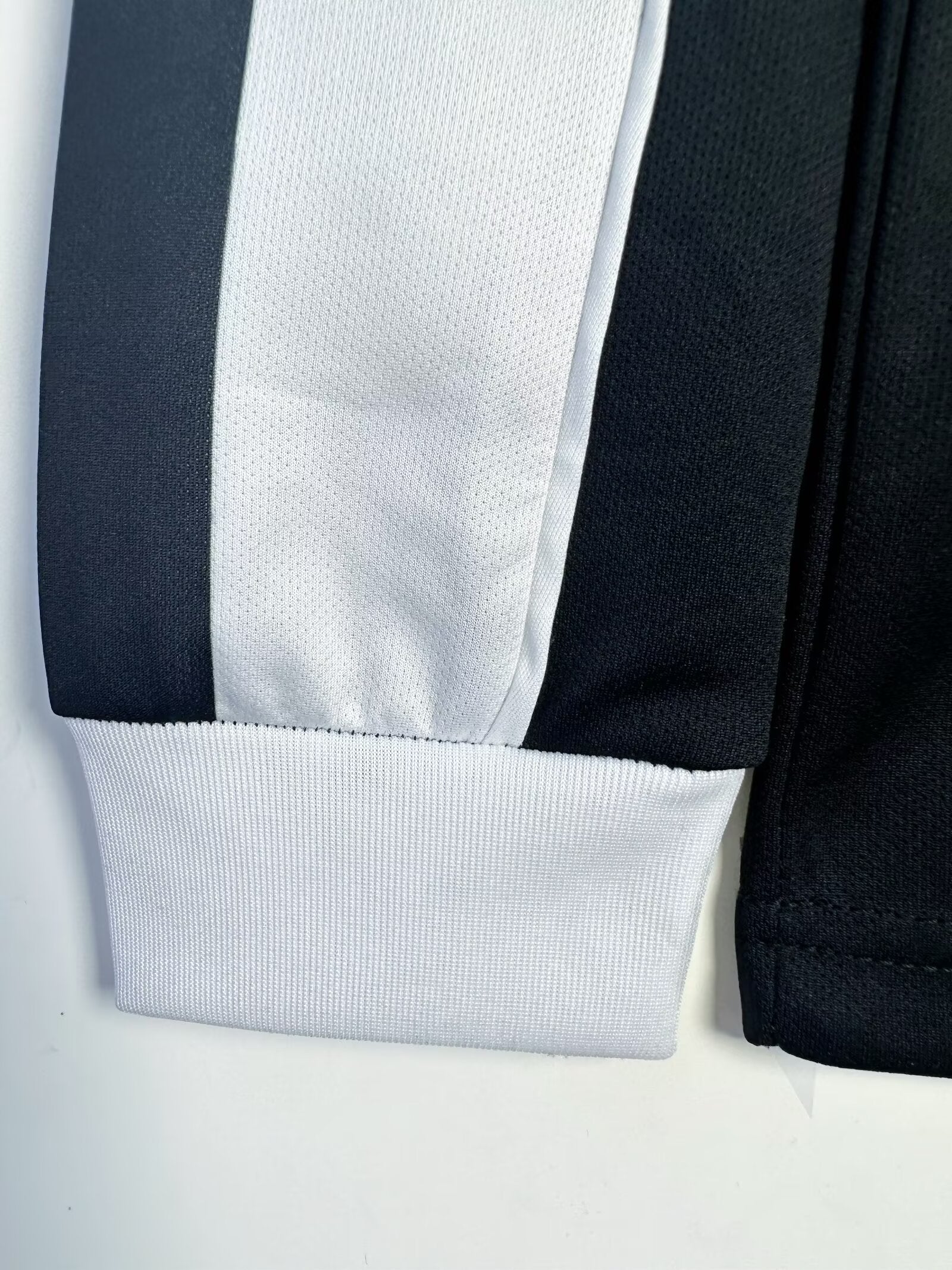 2002-03 Juventus Retro Long Sleeve Shirt-Home