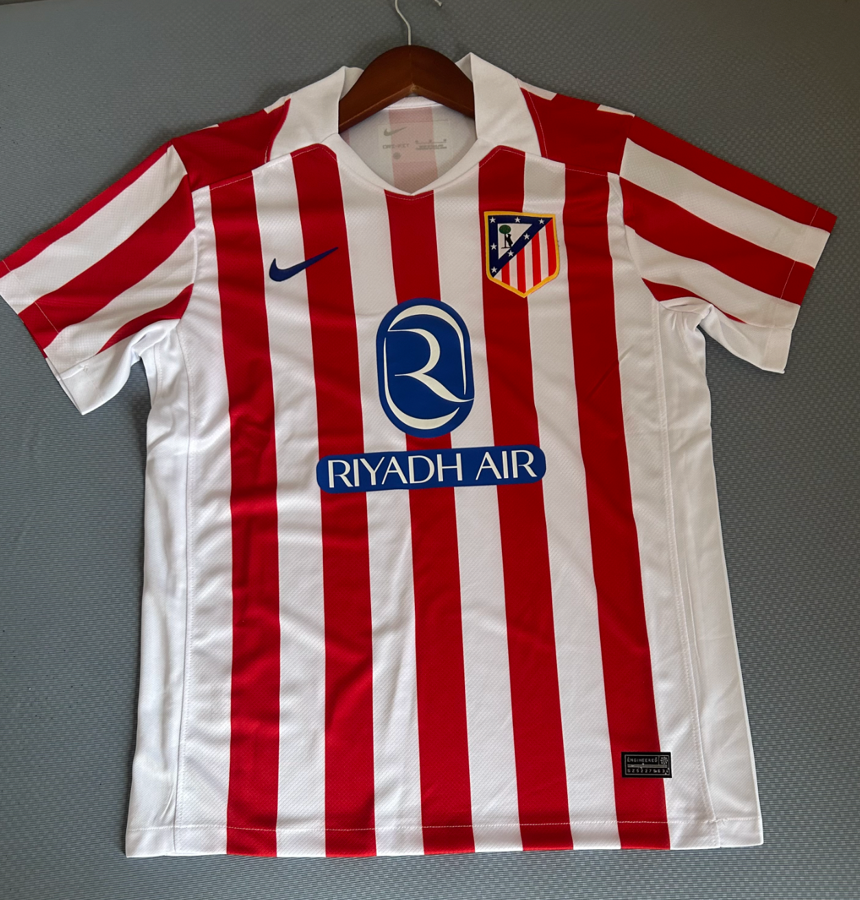 Atletico Madrid Shirt - 2025-2026 Home