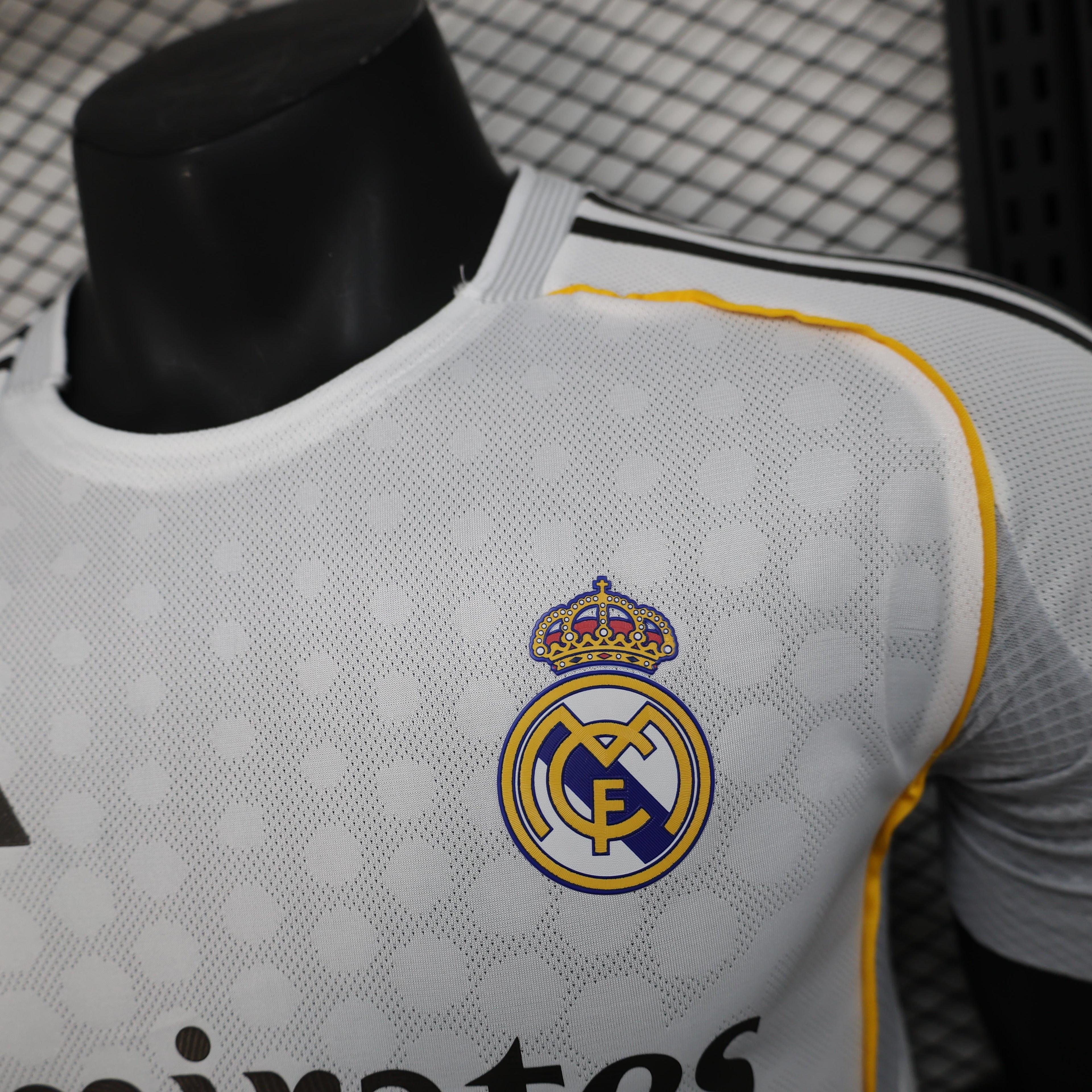 2025-2026 Real Madrid Shirt - Home