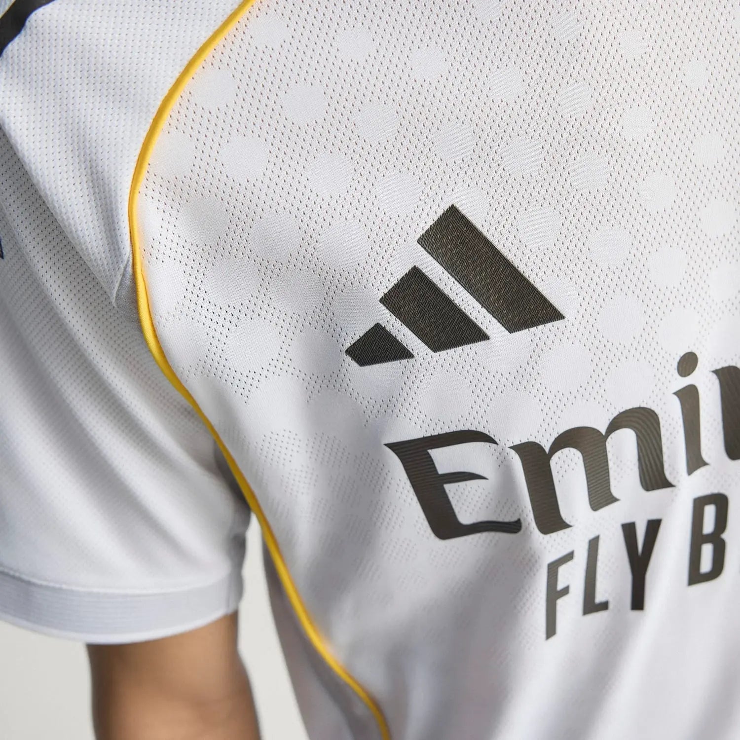 2025-2026 Real Madrid Kit - Home