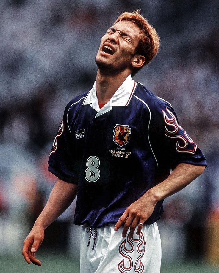 Tanaka wearing the 1998 world cup japan soccer jersey football kit