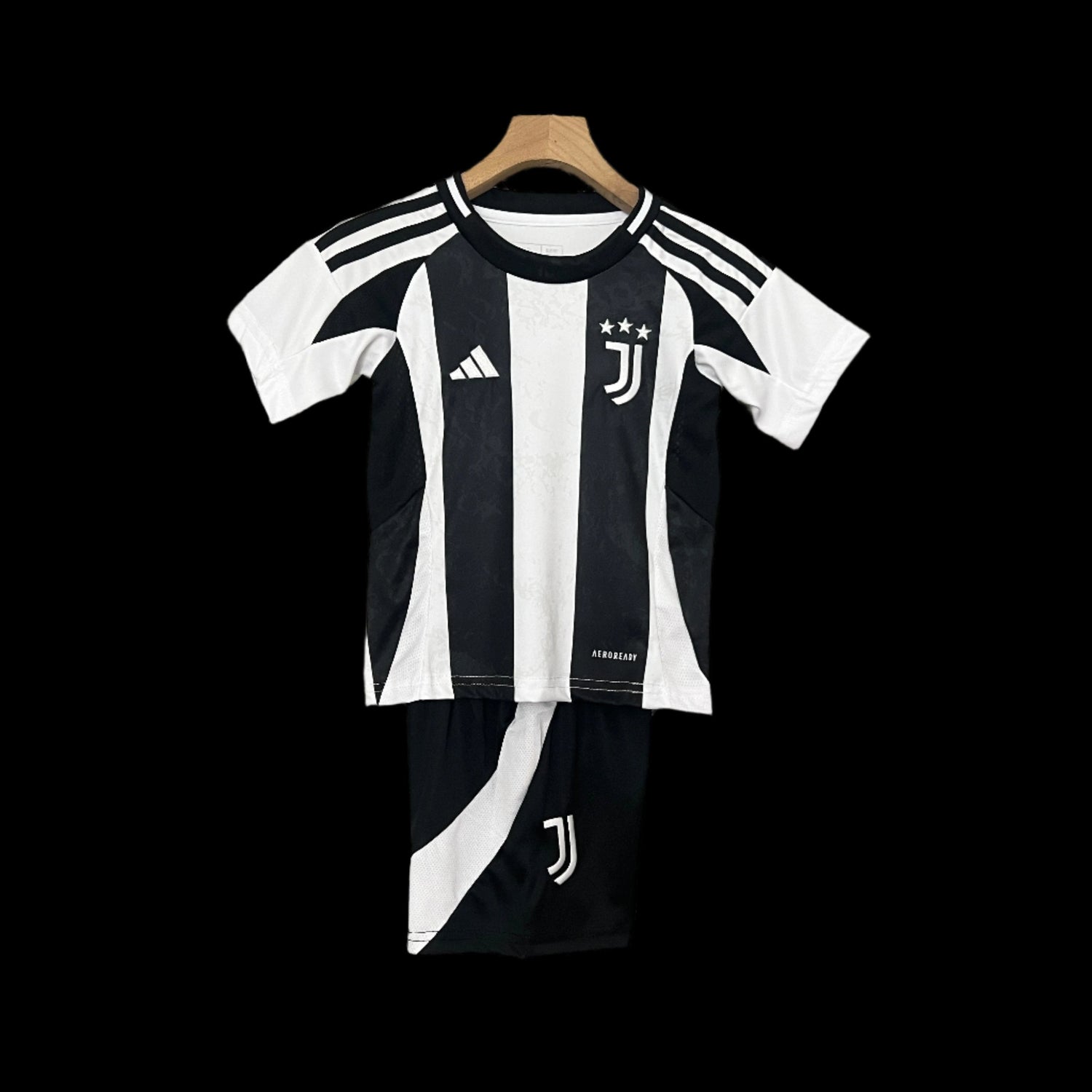 Das Juventus 24/25 Home Fußballtrikot für Kinder