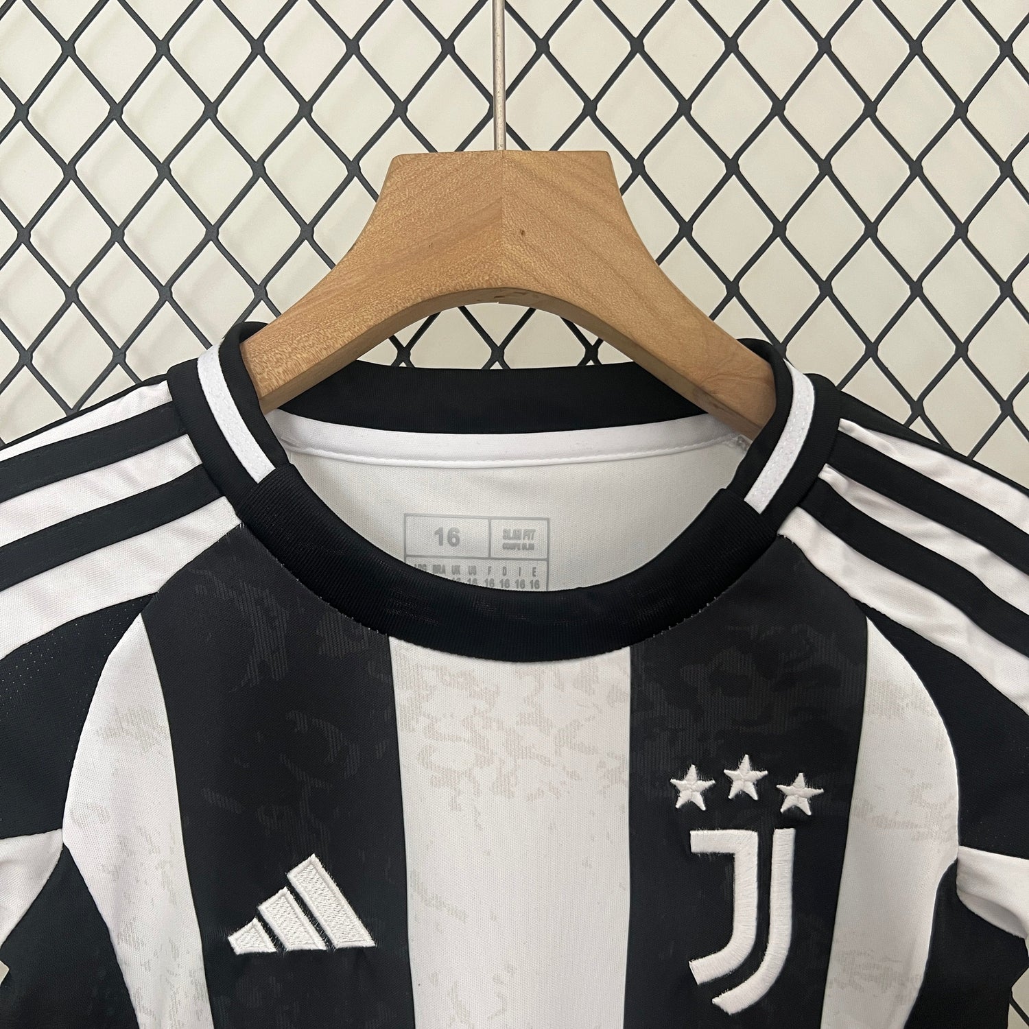 Juventus 24 25 | Kids Football Kit Home