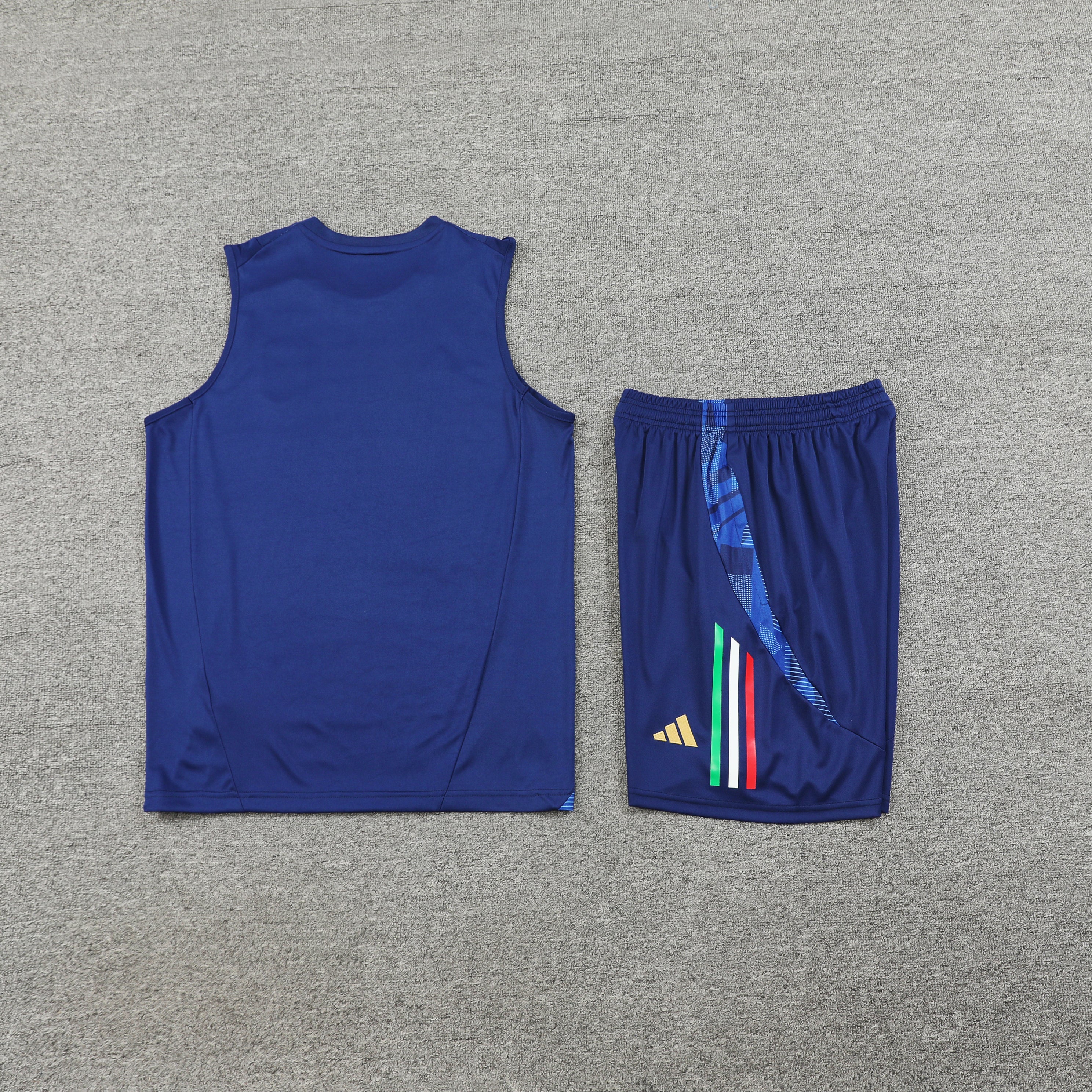 italy blue training set 2024 25