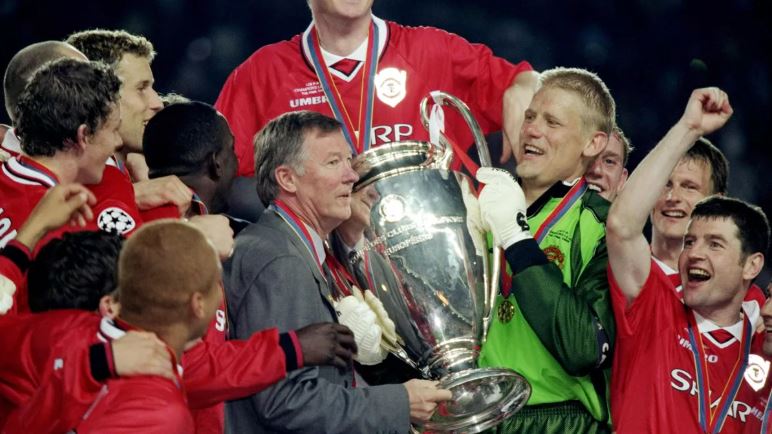 1999/2000 Manchester United Home Retro Football Shirt Champions League Final