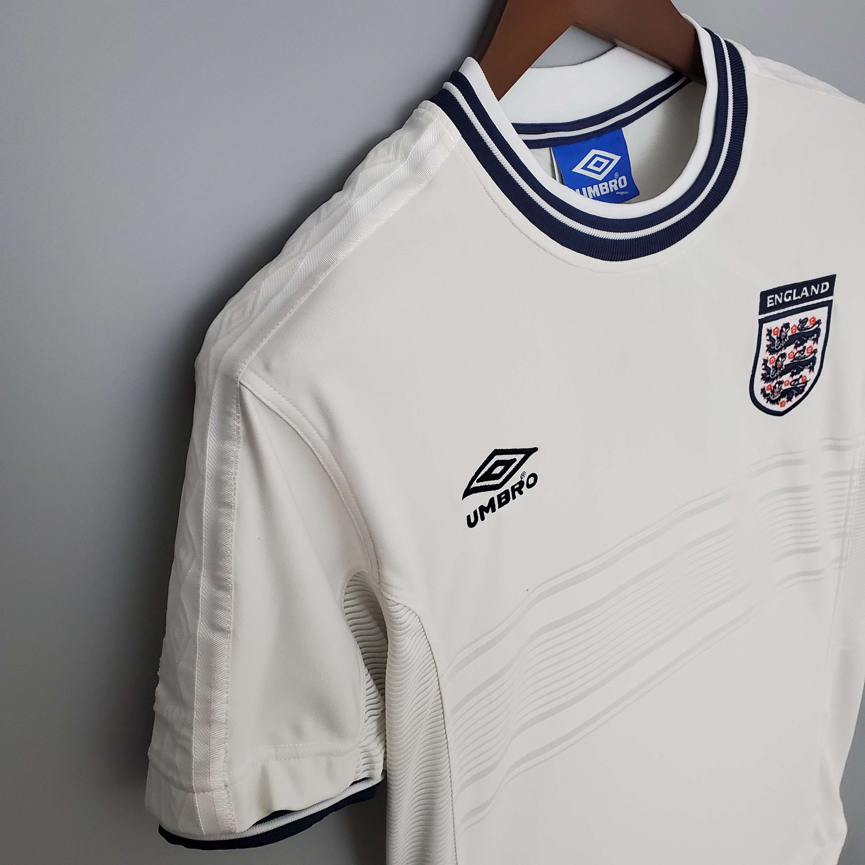 2000 England Home Retro Football Shirt Euro