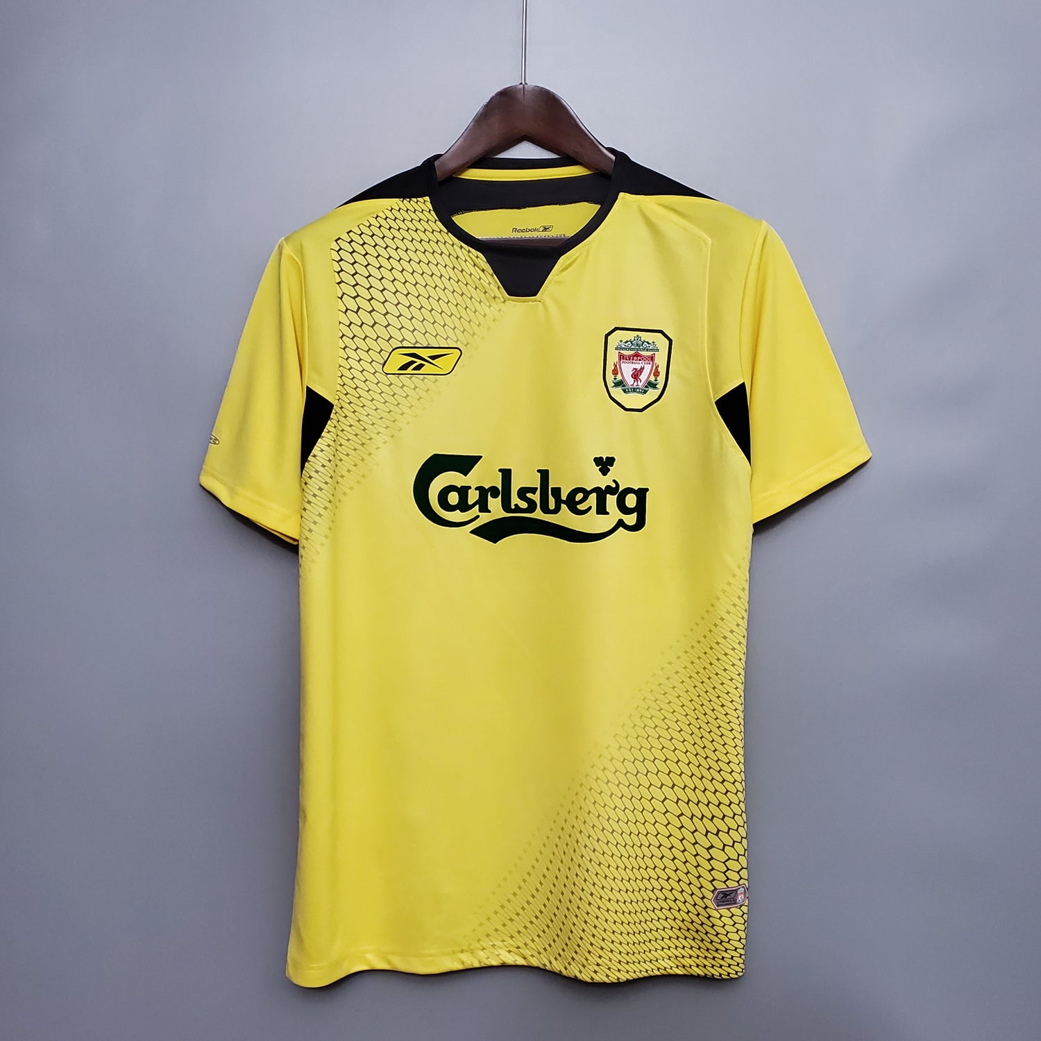 2004/2005 Liverpool Away Retro Shirt