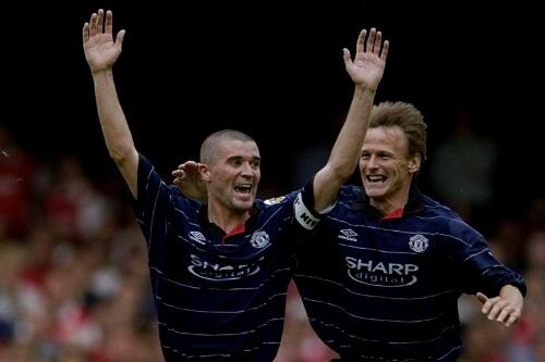1999/2000 Manchester United Away Retro Shirt