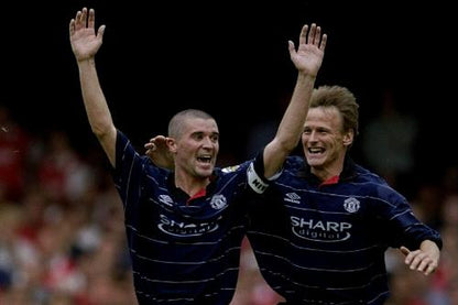 1999/2000 Manchester United Away Retro Shirt