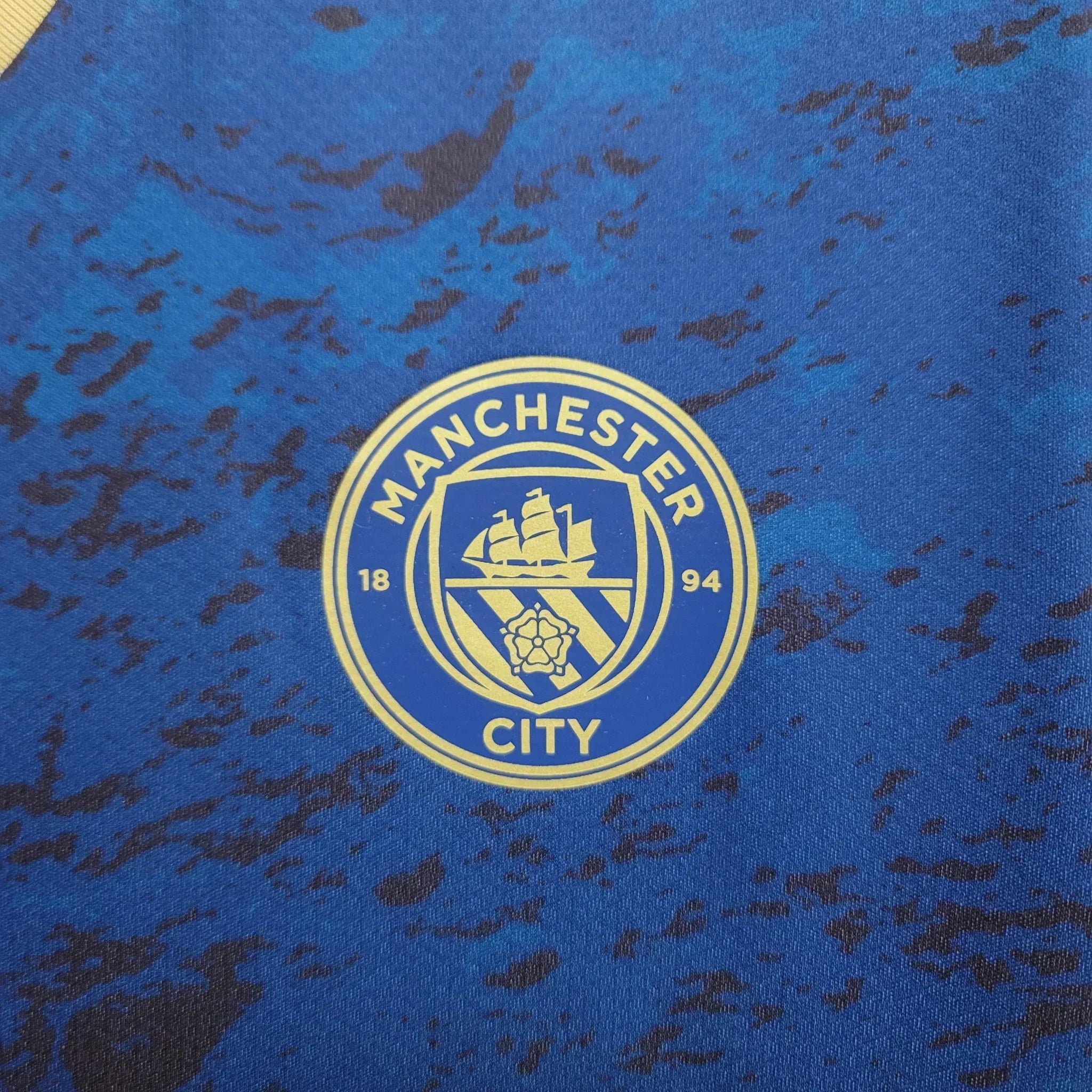 23-24 - MANCHESTER CITY BLUE TERRA | KIT EDICIÓN ESPECIAL