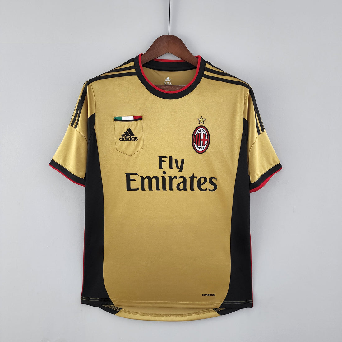 Camiseta dorada del AC Milan 2013/14 Retro