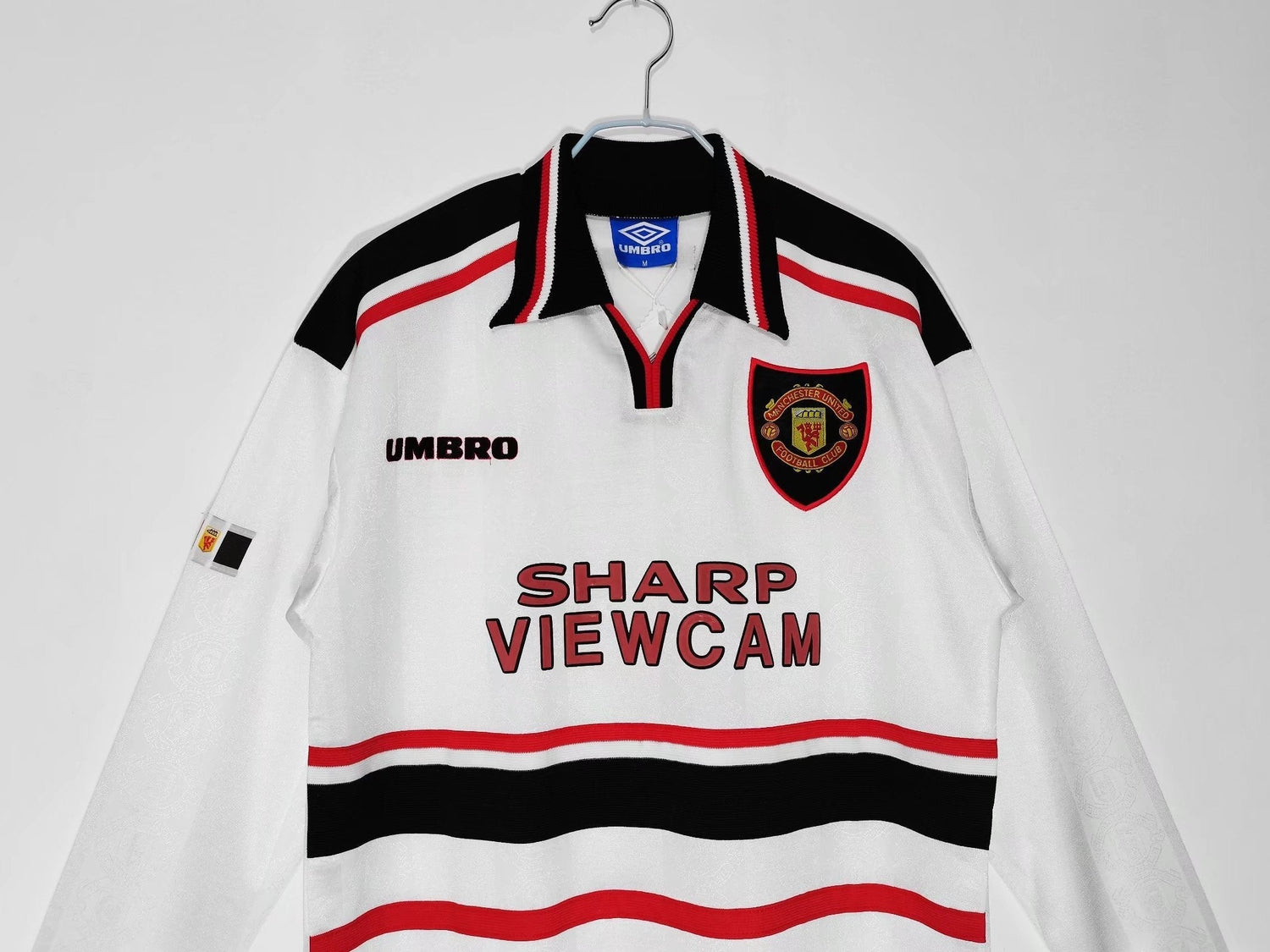 manchester-united-retro-shirt-1997-1998-long-sleeve-away