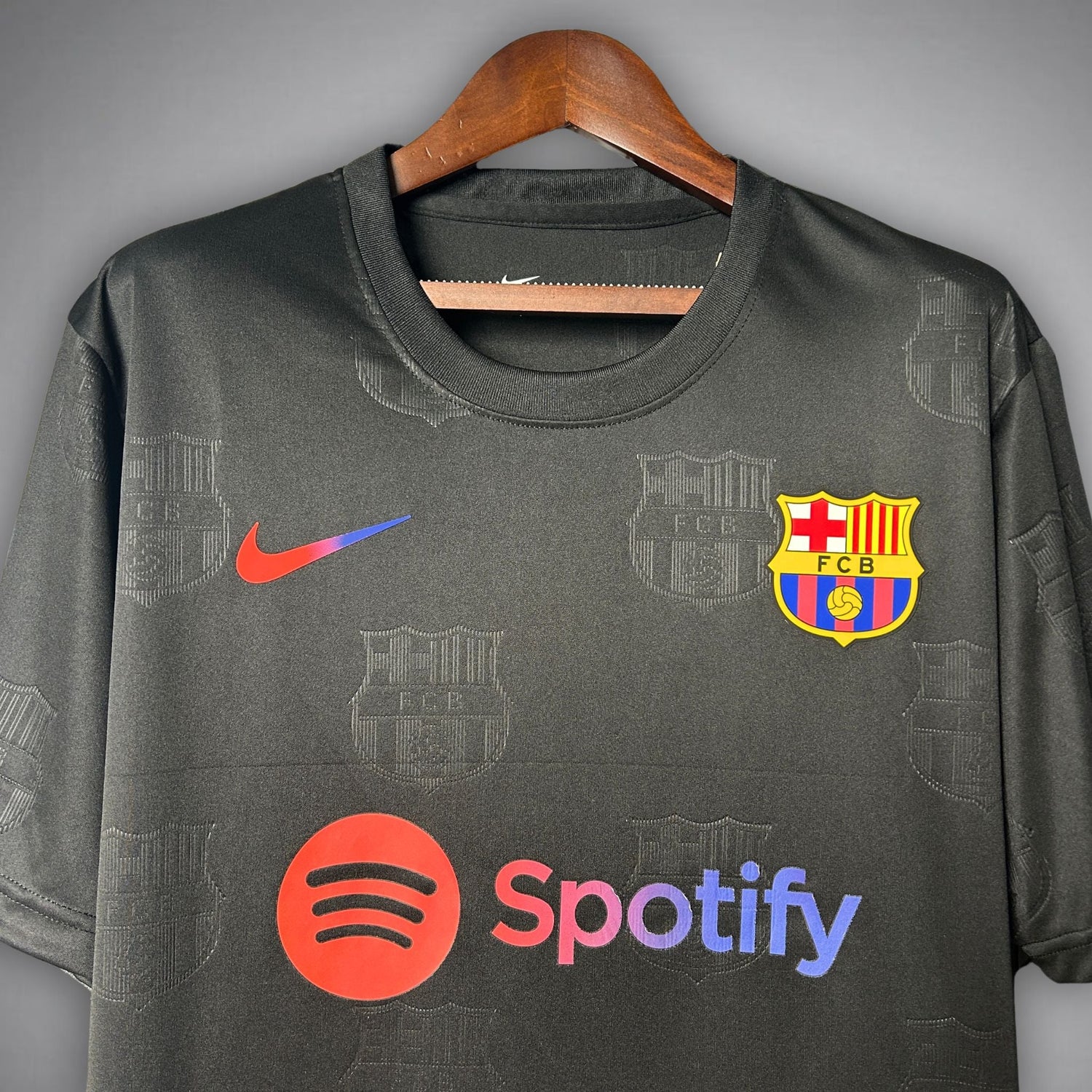 fc barcelona noir camp shirt