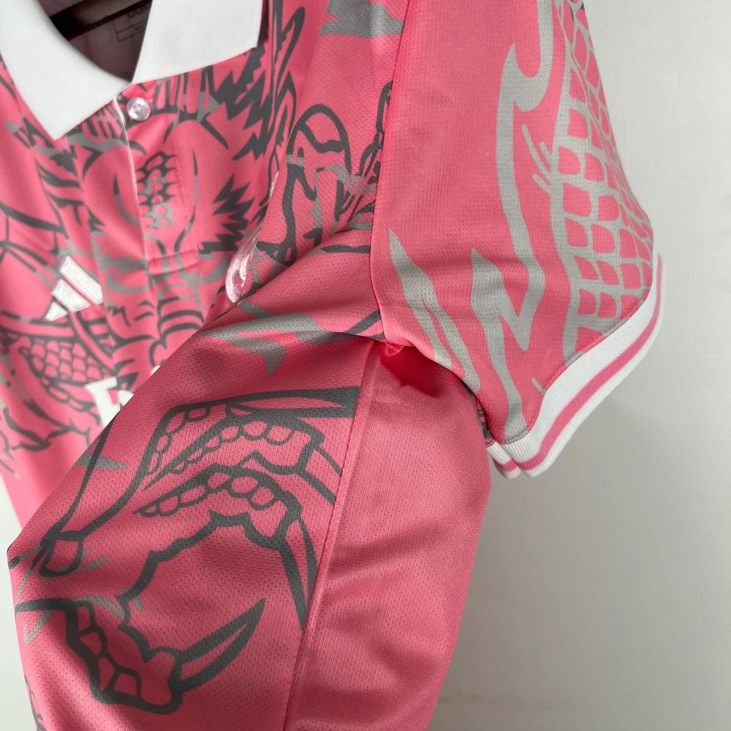 23-24 - REAL MADRID PINK DRAGON | SONDEREDITION-TRIKOT