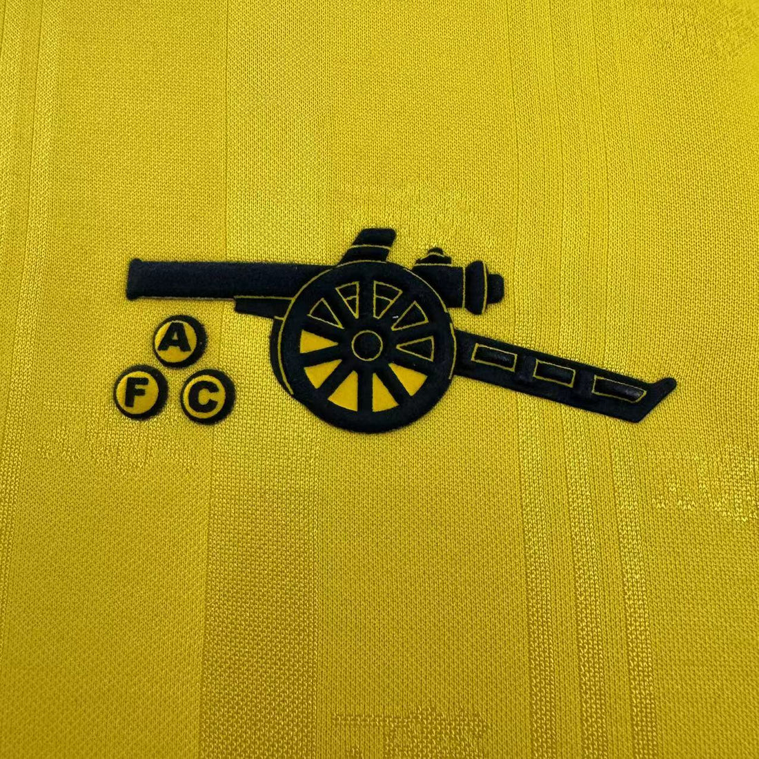 Arsenal Bruised Banana Shirt - 1986/1988