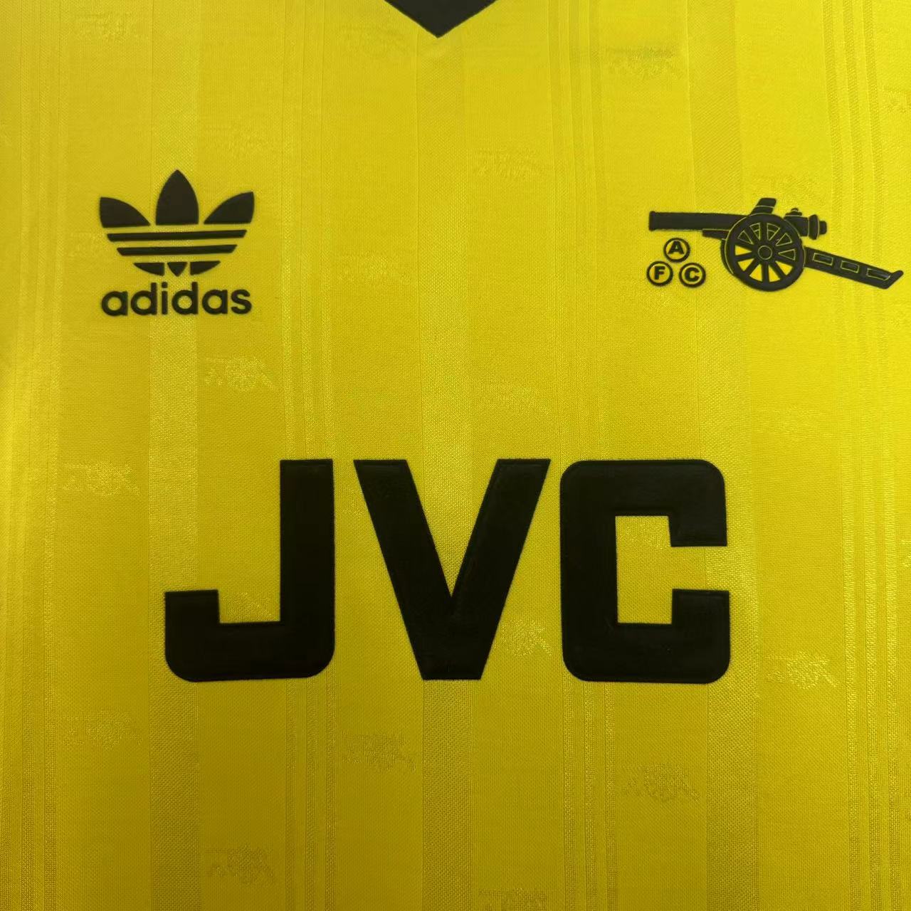 Arsenal Bruised Banana Shirt - 1986/1988