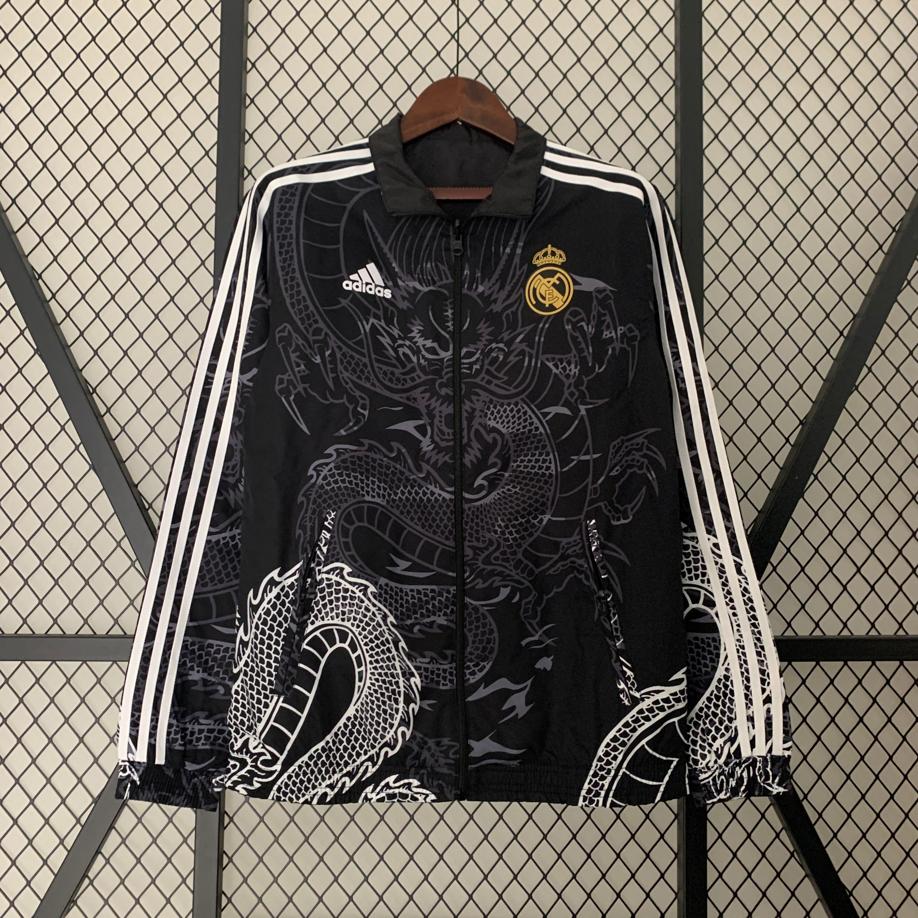 real-madrid-reversible-windbreaker-black