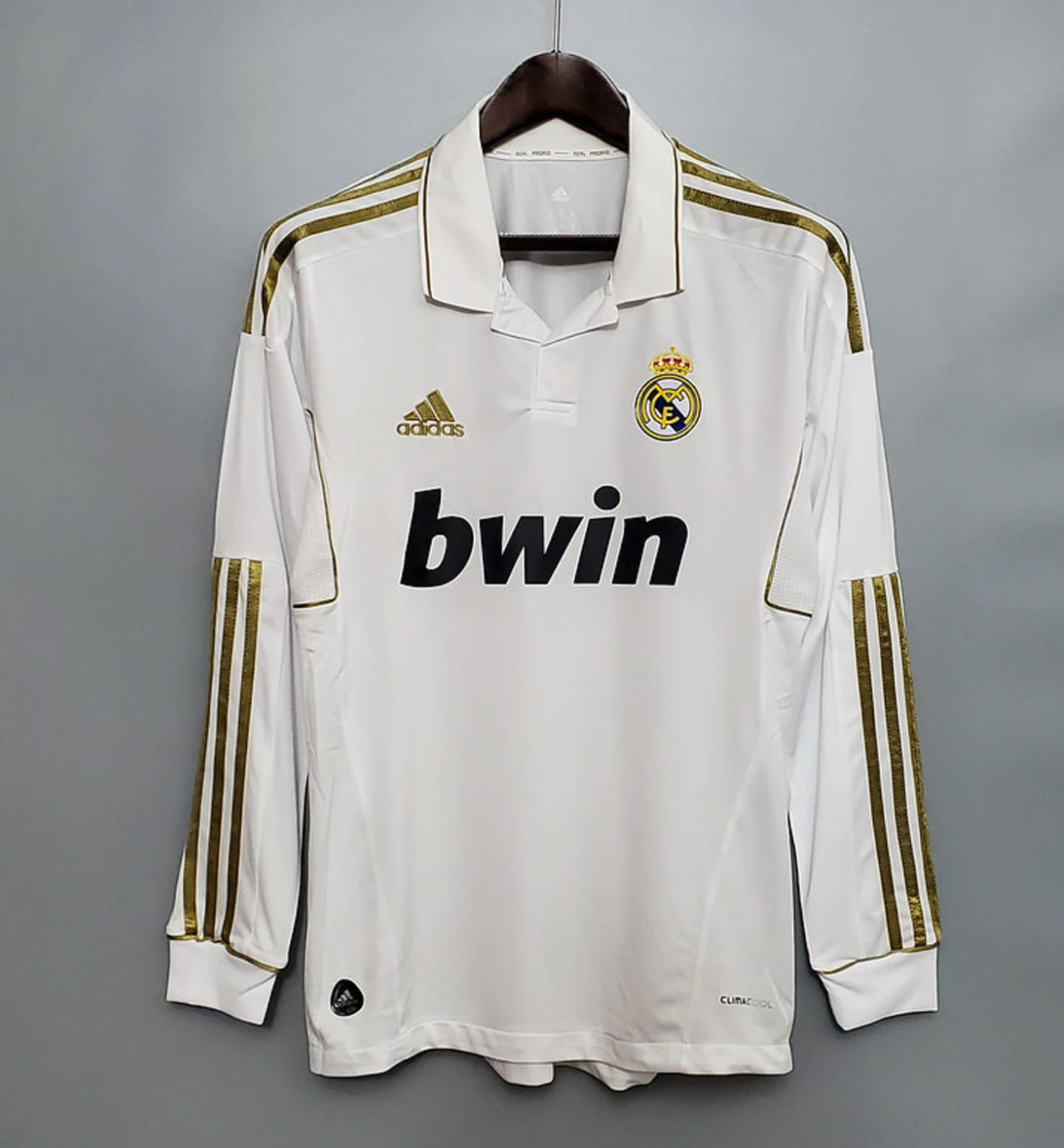 retro-real-madrid-shirt-long-sleeves-2011-2012