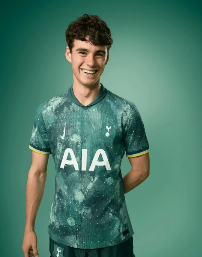 tottenham-shirt-2024-2025-third