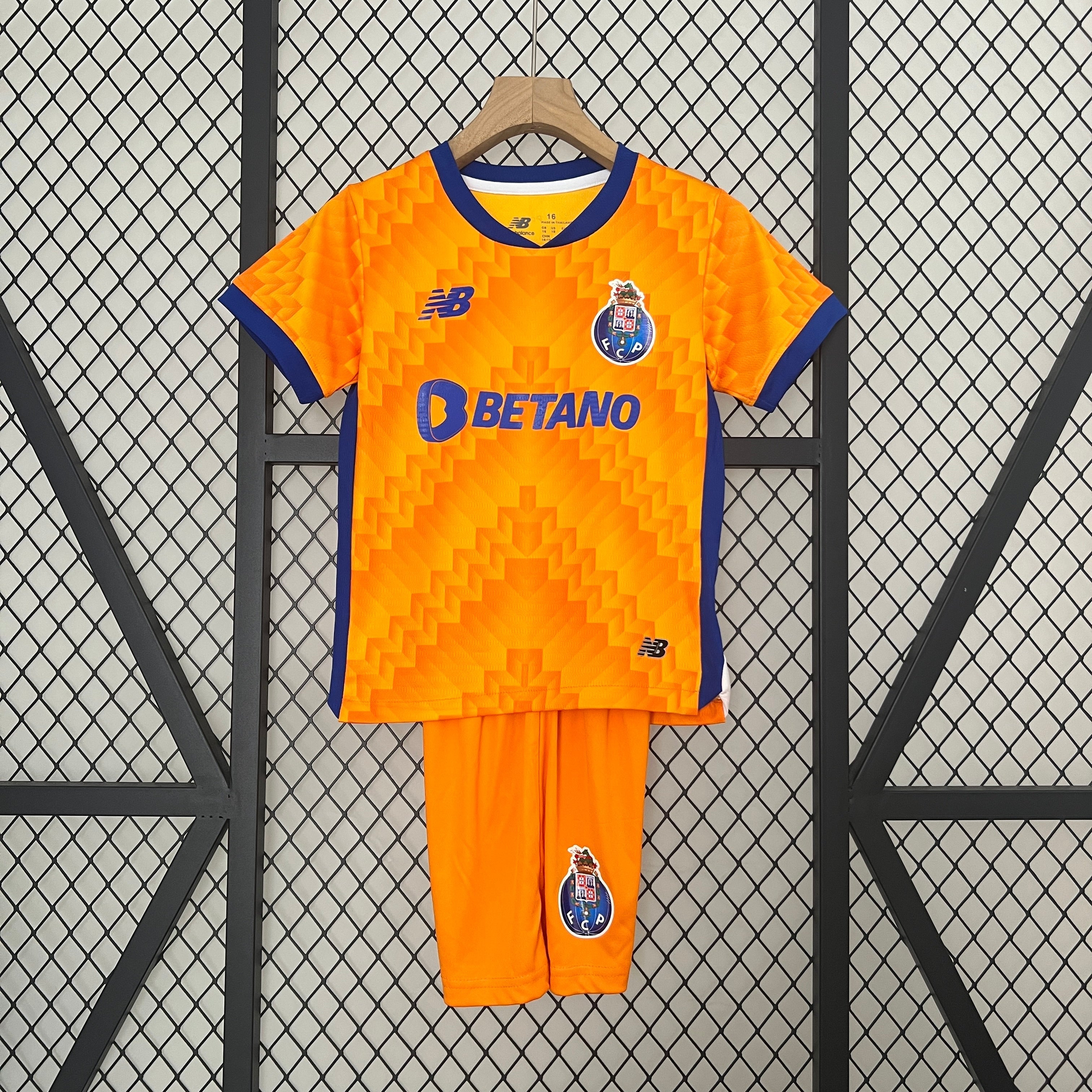 Porto 24 25 | Kids Football Kit Away