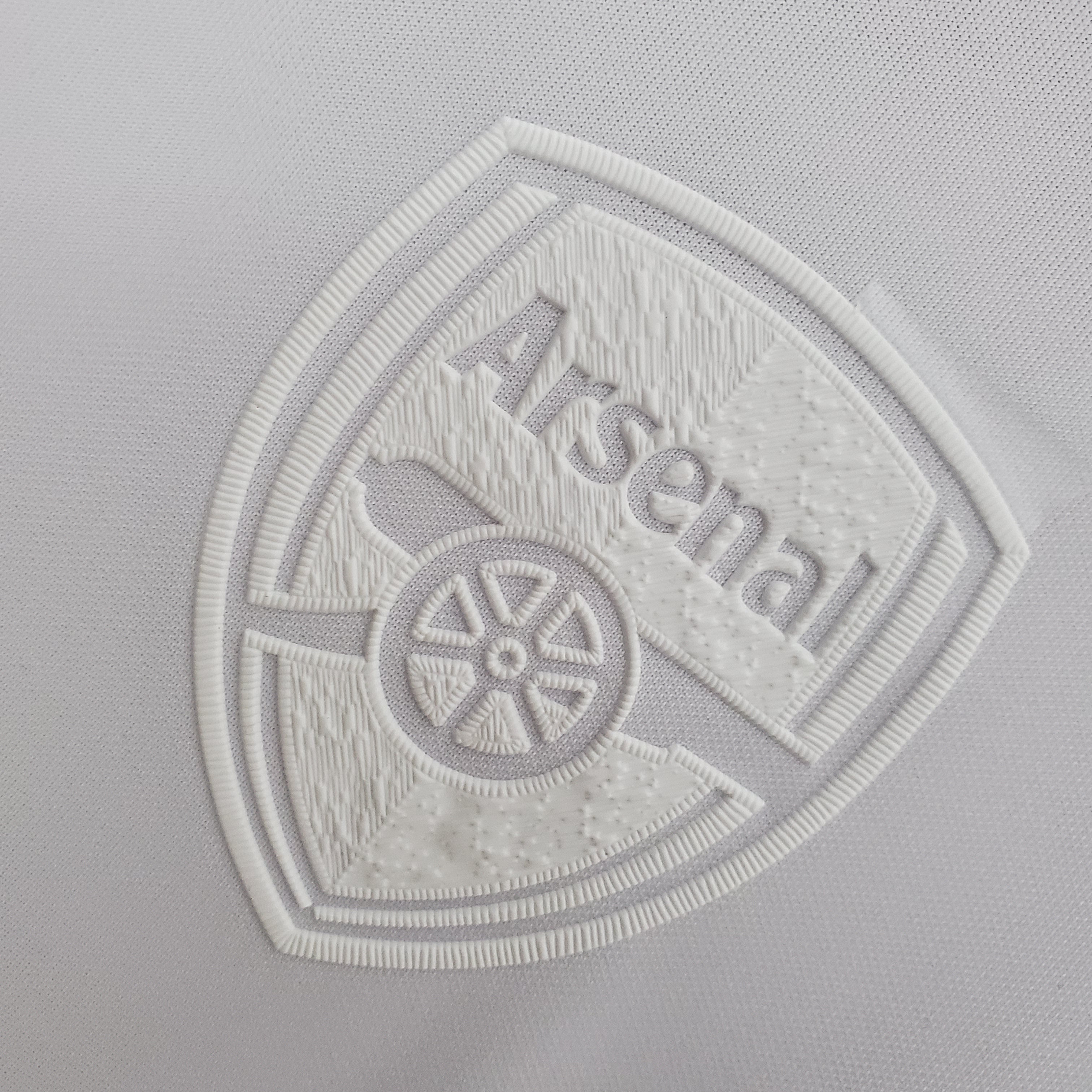 Camiseta blanca del Arsenal 21/22