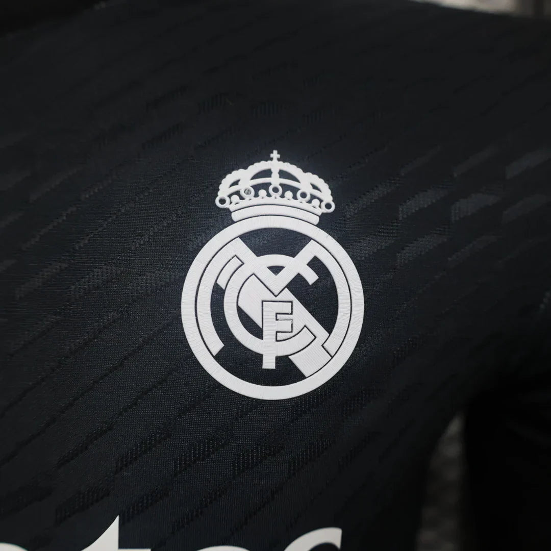 REAL MADRID Y3 SCHWARZES SONDEREDITIONS-KIT | 24/25 SPIELER VERSION