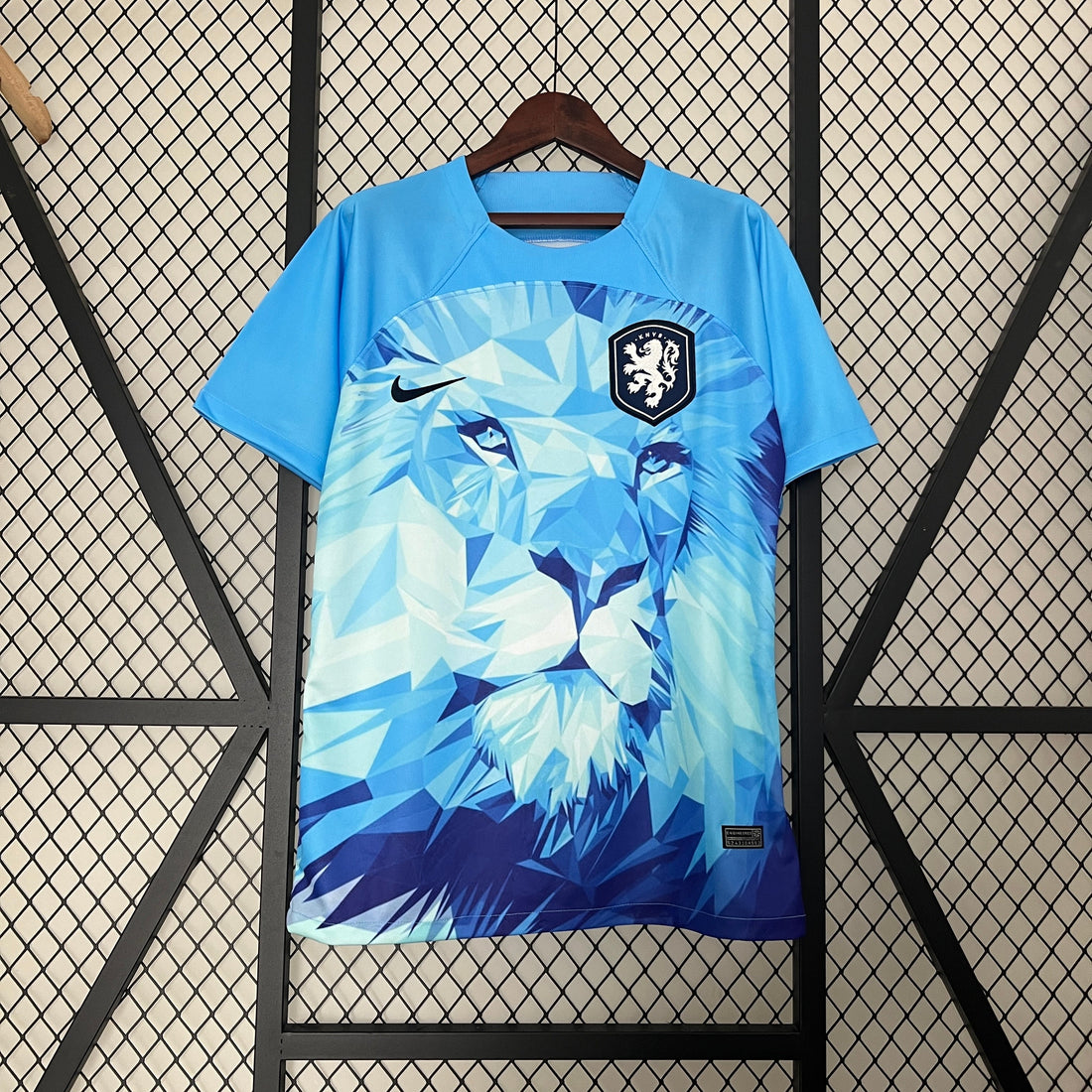 Kit conceptual de la selección holandesa Lion 24-25