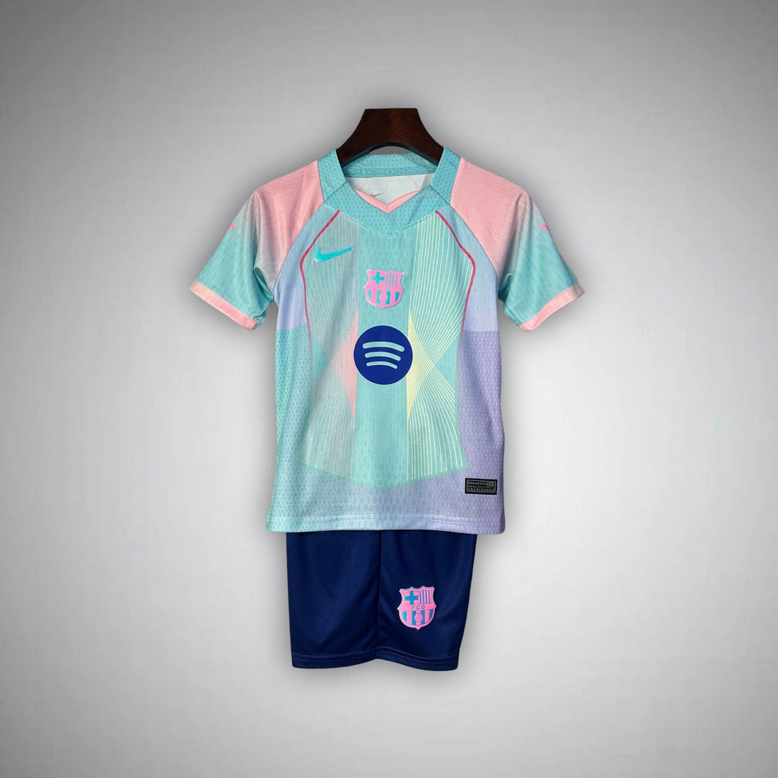 FC Barcelona &quot;Dreamwave&quot; Premium Kids Size Kit