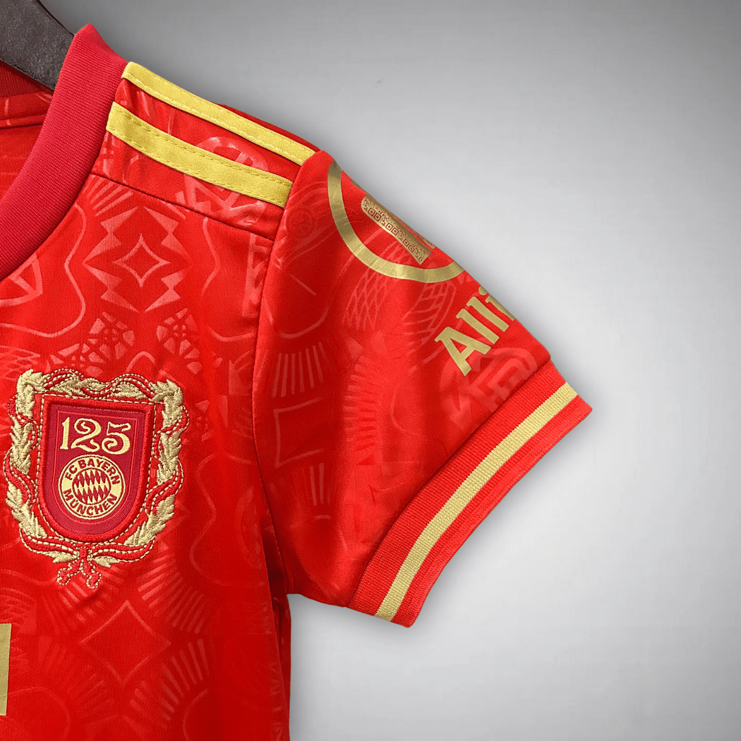 FC Bayern Kids Football Kit 125 Anniversary