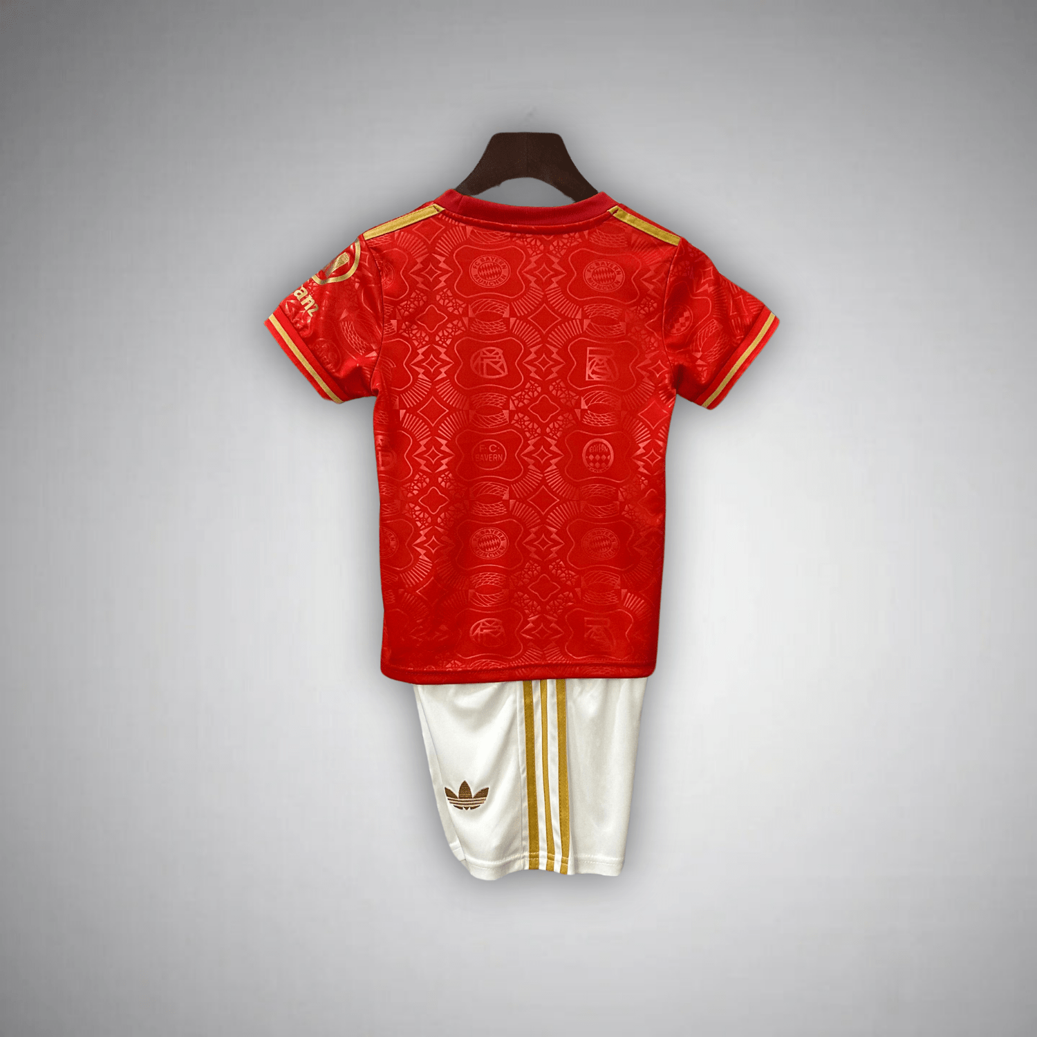 FC Bayern Kids Football Kit 125 Anniversary