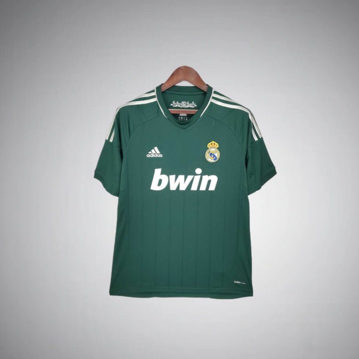 real madrid golden dynasty special kit 1