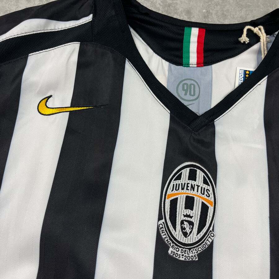 2005-2006-juventus-retro-shirt-home